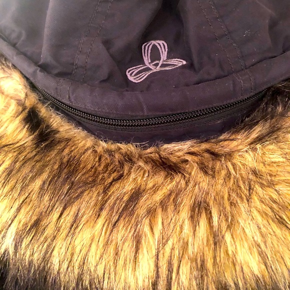 TNA Blackcomb Parka - Picture 3 of 4